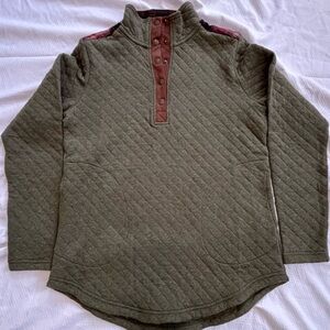 Legendary Whitetails Red and Olive Quilted Pullover